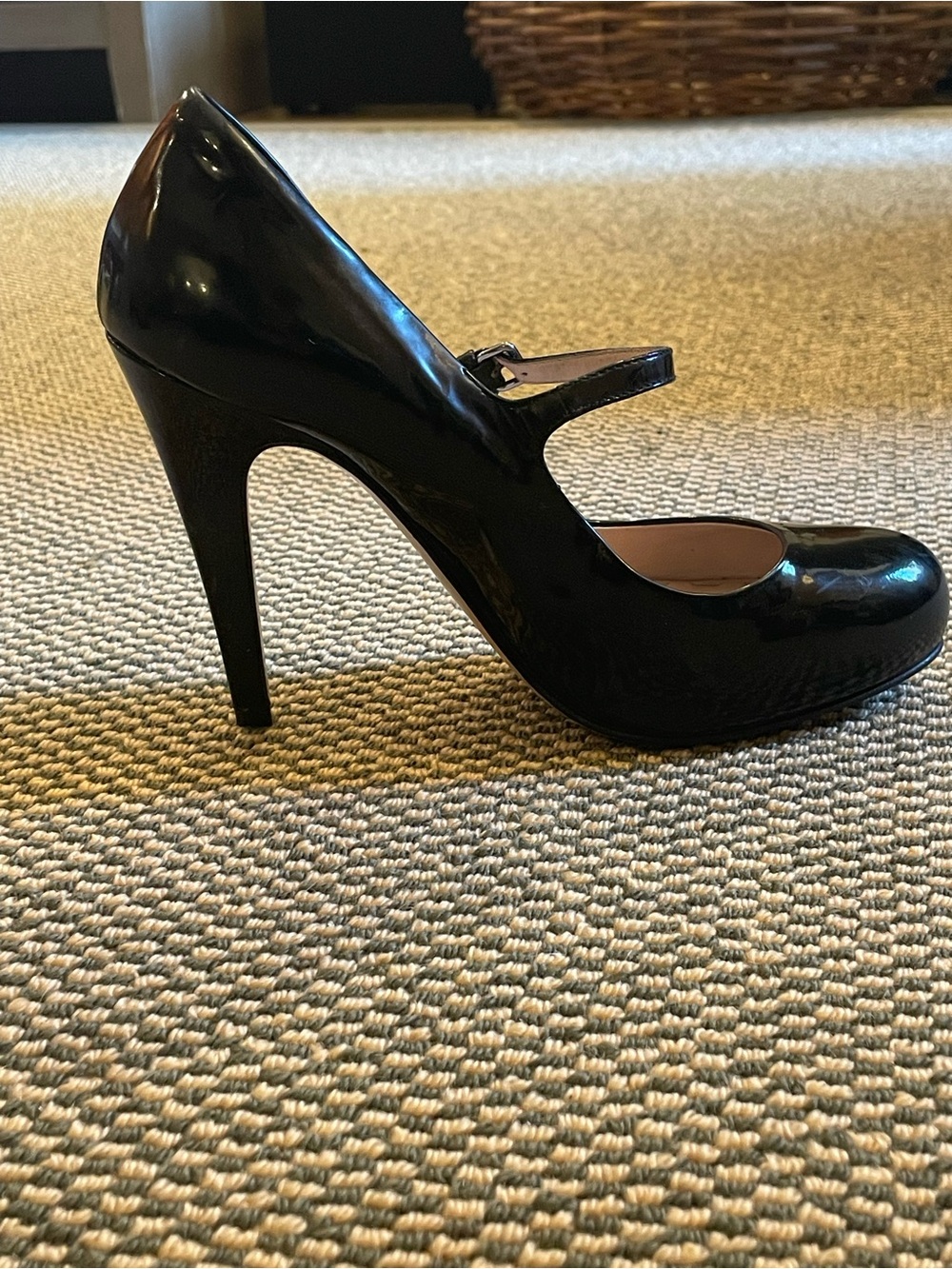 Miu Miu Black Patent Leather Mary Jane Platform Pumps - Picture 5 of 5